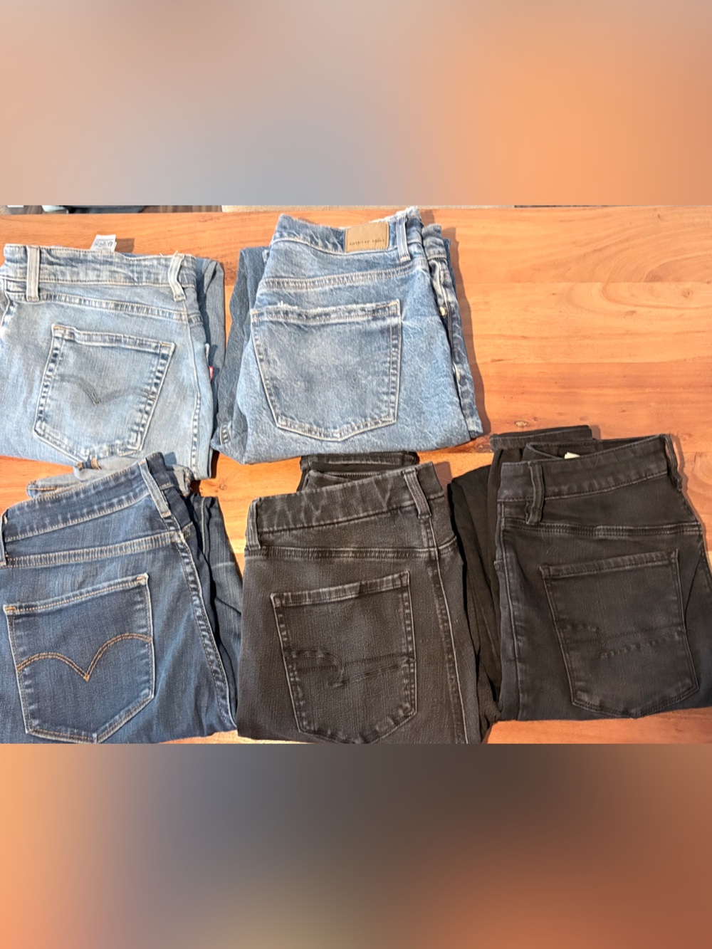 5 pair of jeans Levi’s & Ae